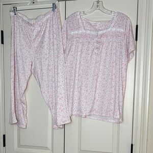 Laura Ashley XL Floral Pink Women's Sleepwear Set